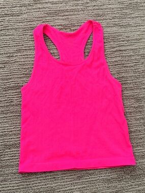 Comfort Cove Women’s Racerback Tank Top - Hot Pink